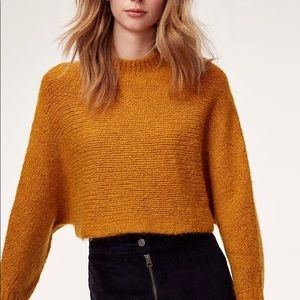 *donating soon* Aritzia Wilfred Free
Lolan Sweater